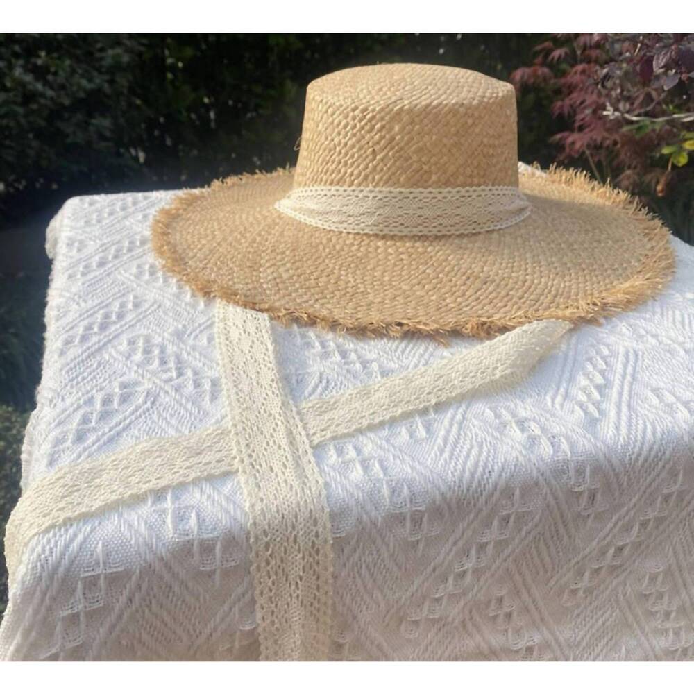 NEW FAME ACCESSORIES women's raffia sun hats in aubrielle